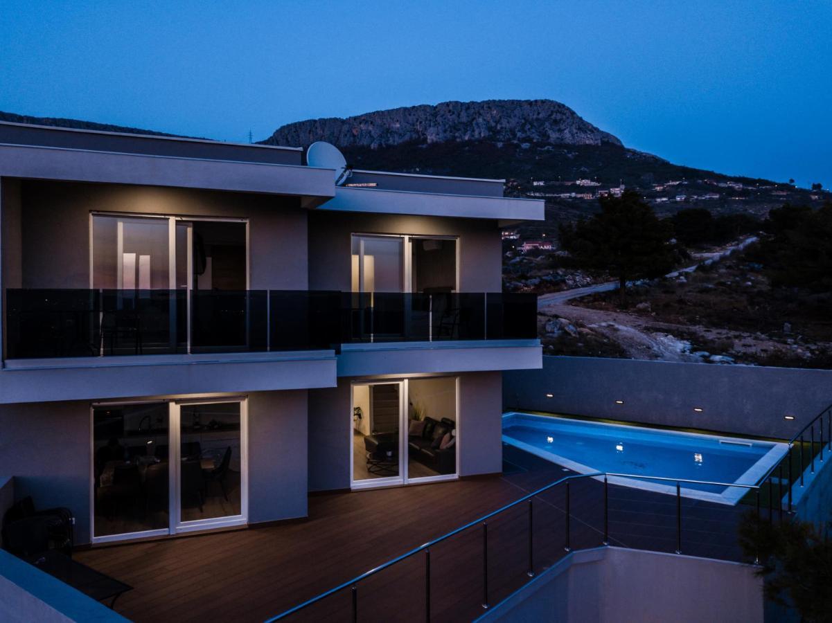 Villas Alfa & Omega Klis Екстер'єр фото