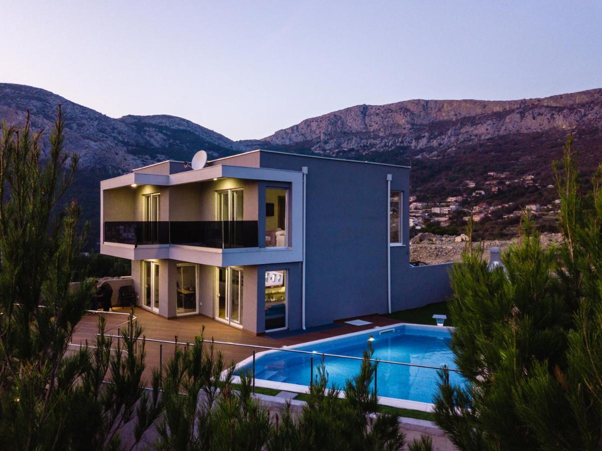 Villas Alfa & Omega Klis Екстер'єр фото