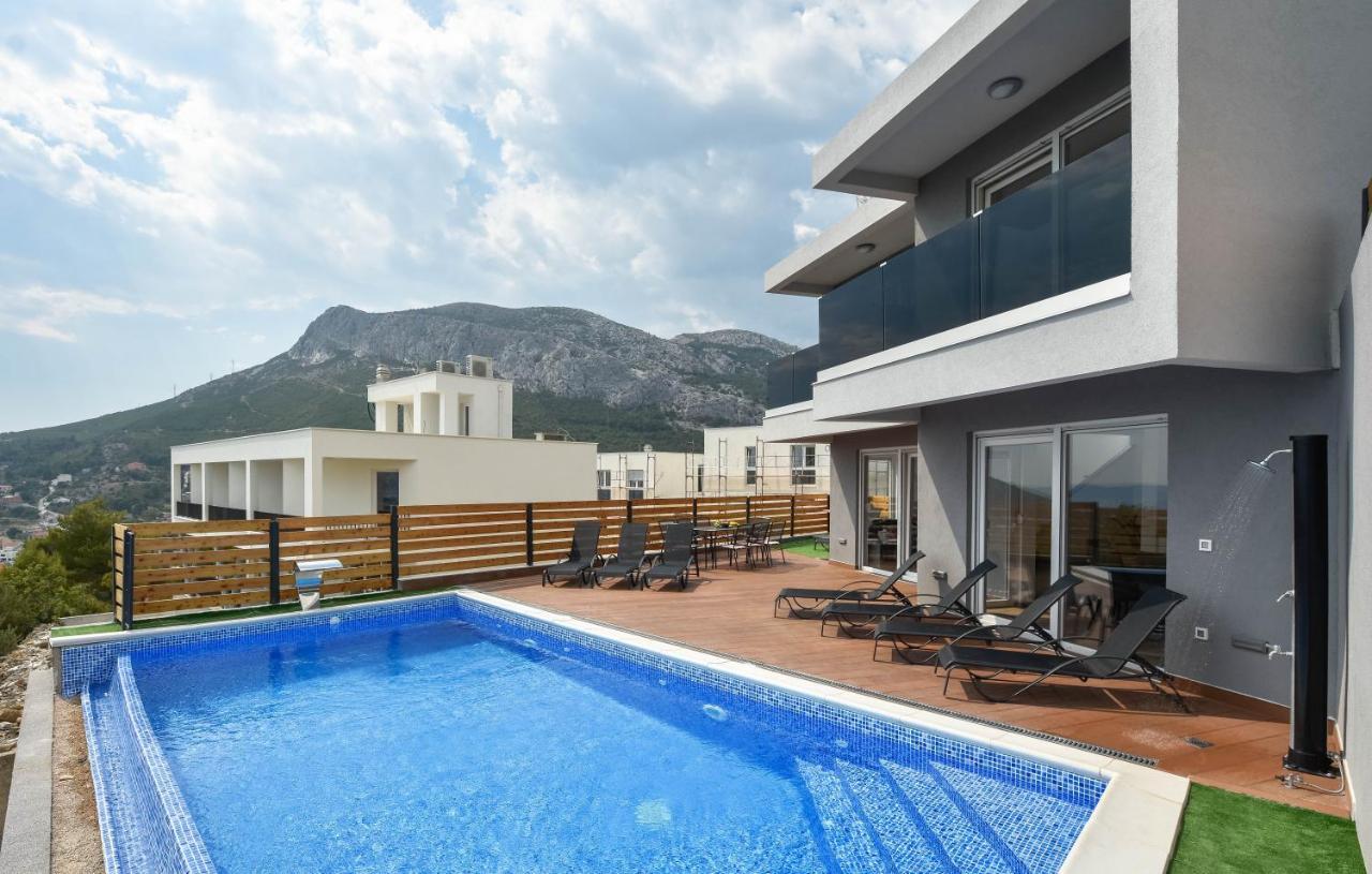Villas Alfa & Omega Klis Екстер'єр фото