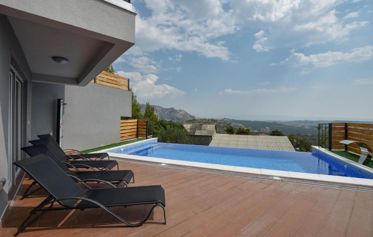 Villas Alfa & Omega Klis Екстер'єр фото