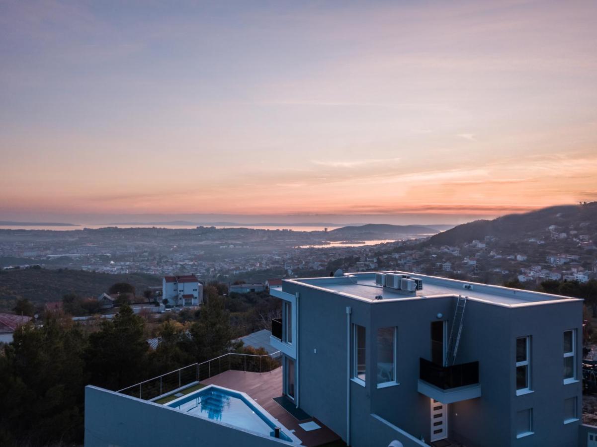 Villas Alfa & Omega Klis Екстер'єр фото