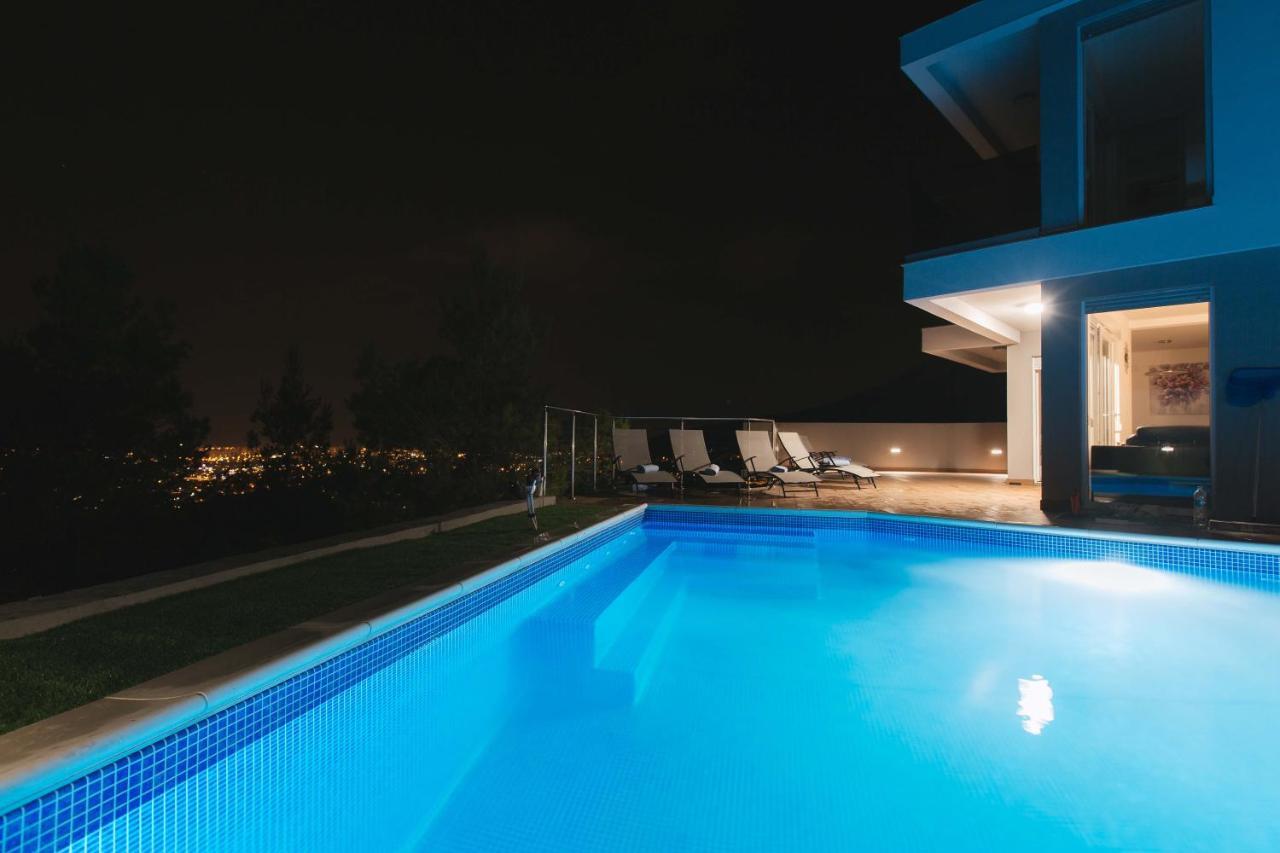 Villas Alfa & Omega Klis Екстер'єр фото